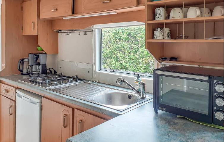 Ferienhaus für 4 Personen, mit Terrasse und Garten in Renesse - 3