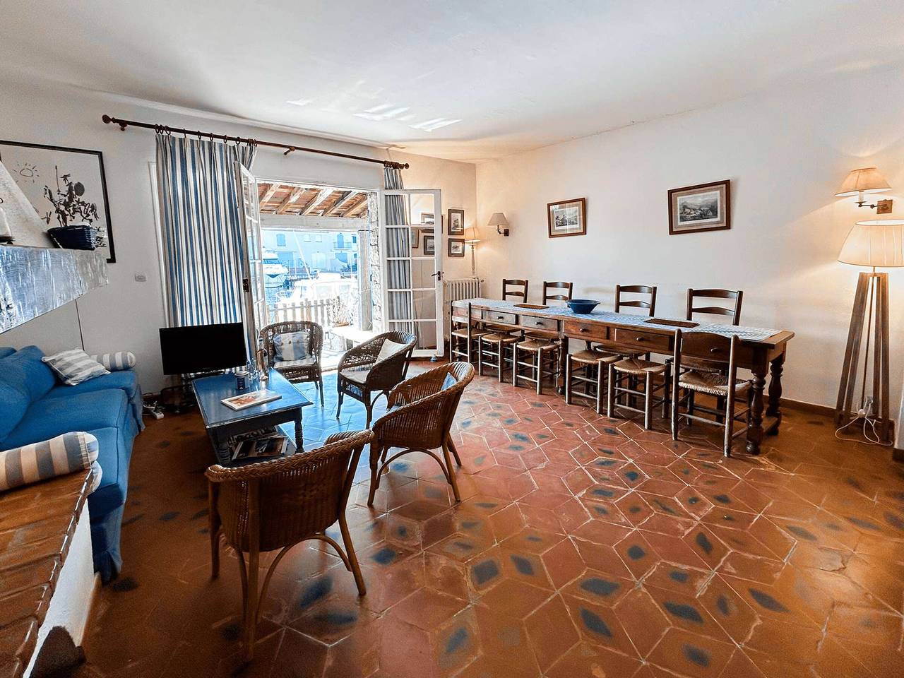 Grande maison de pêcheur proche plage - 4 terrasses, Wifi, parking in Port Grimaud, Grimaud