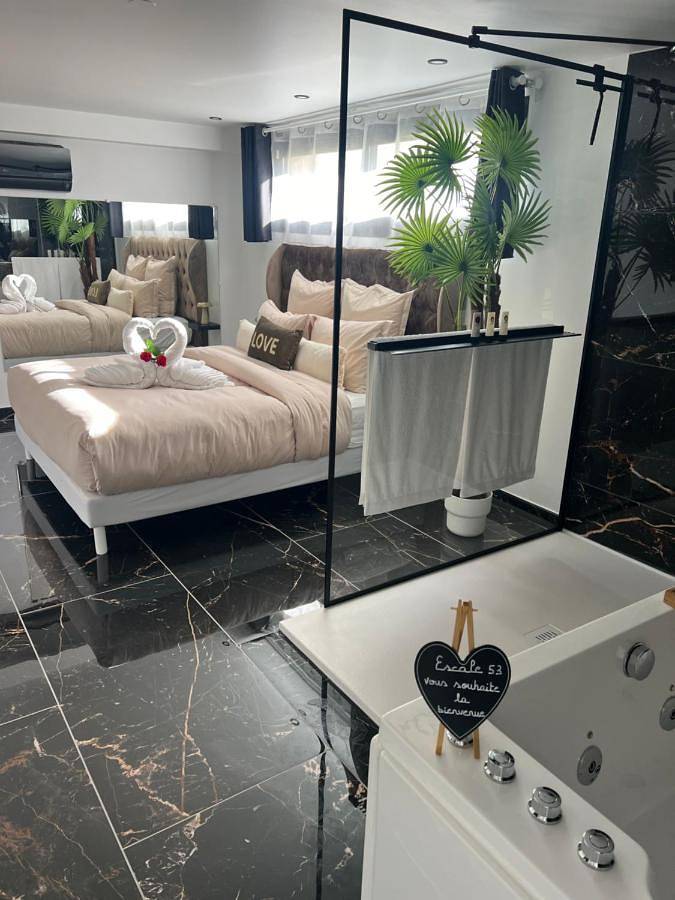 Gîte pour 5 personnes, avec jacuzzi, adapté aux familles à Athis-Mons - 2