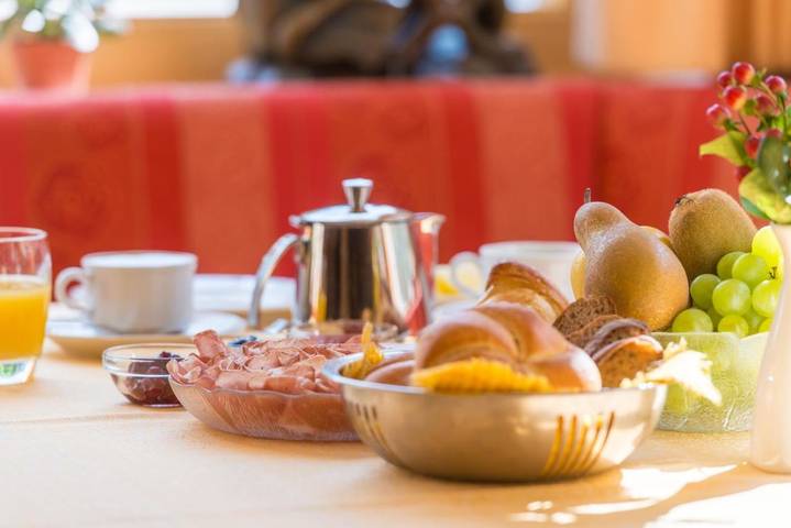 Hotel für 2 Personen, mit Sauna und Garten sowie Whirlpool und Terrasse in Toblach - 2
