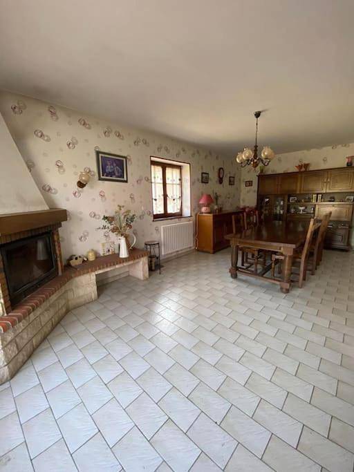 Location de vacances pour 6 personnes, avec terrasse dans Montoldre - 3