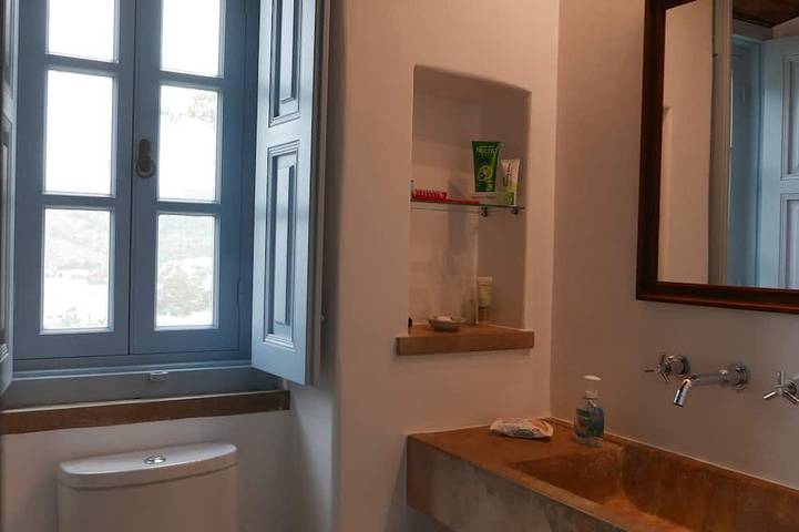 Gîte pour 5 personnes, avec jardin dans Patmos - 4