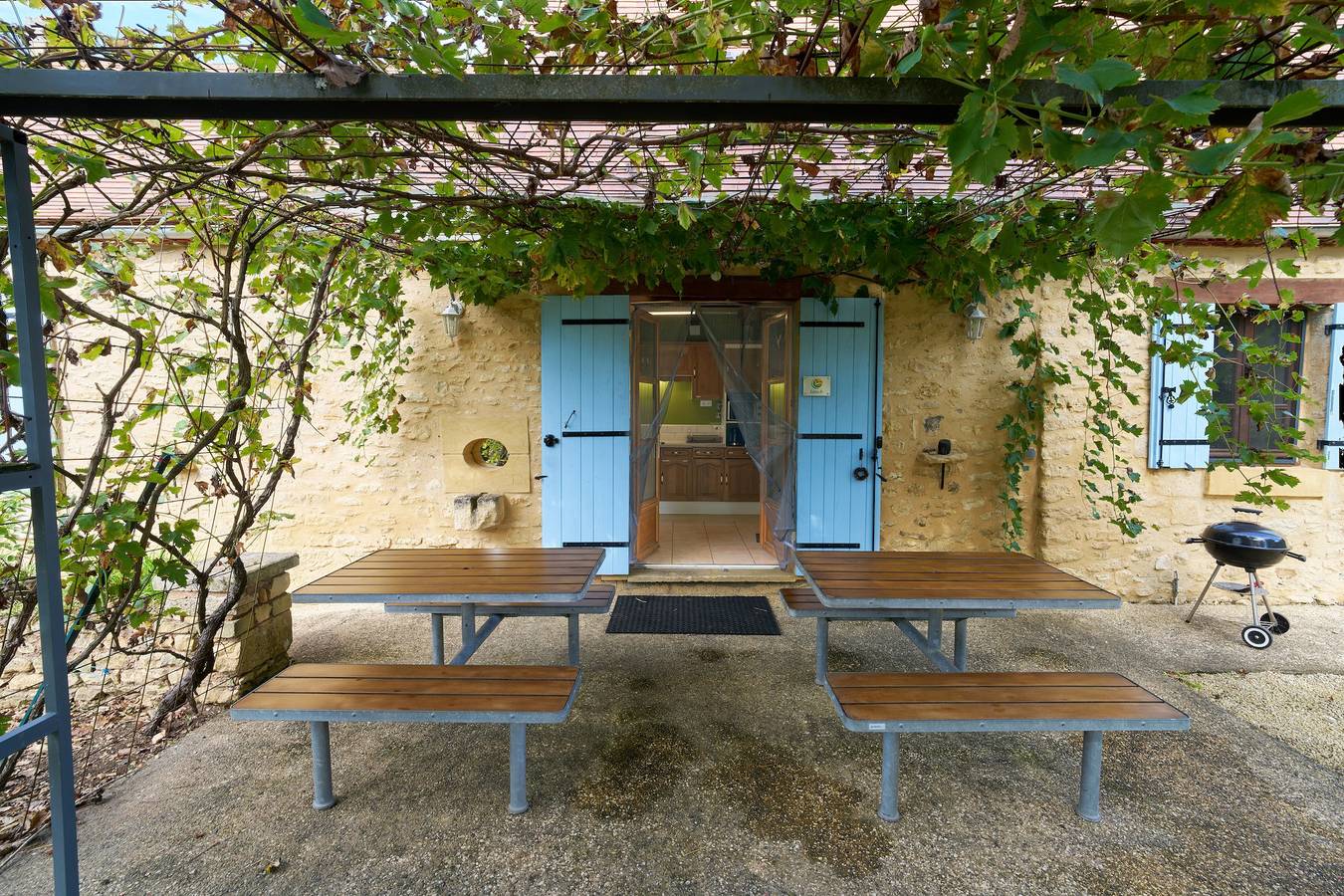 Domaine de Vic, House for 4 to 6 Guests in Saint-Chamassy, Périgord
