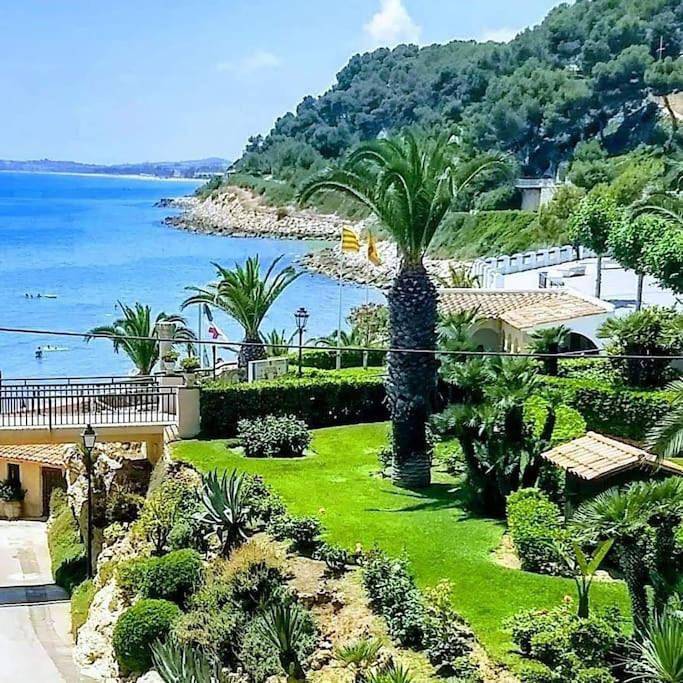 Casa rural para 22 personas, con Balcón y Terraza además de Jardín y Piscina en Roda de Bará - 3