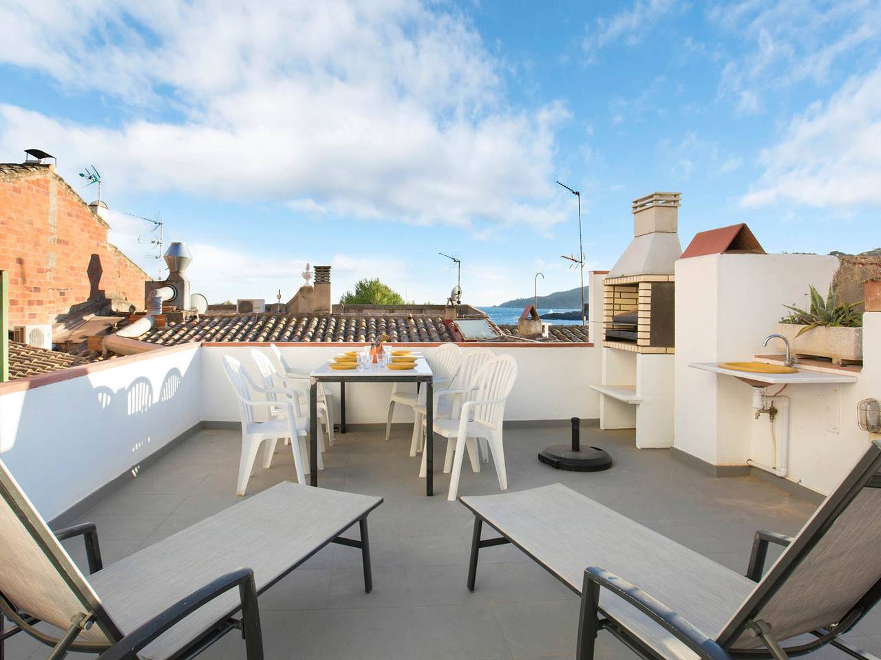 Apartamento entero, Hermoso apartamento frente al mar en Llafranc, 3 habitaciones, terraza, parking, mascotas in Llafranch, Palafrugell