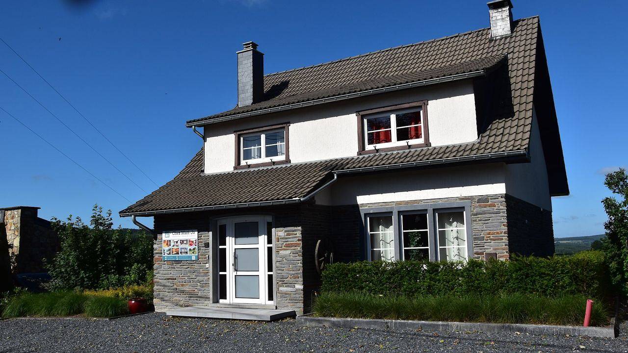 Vakantiehuis voor 10 Personen in Trois-Ponts, Luik en omgeving