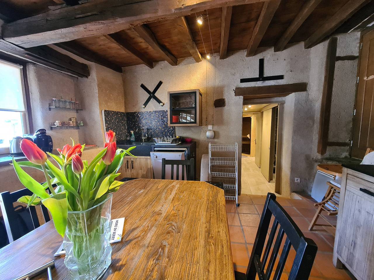 À louer : Ancienne forge avec sauna, piscine, proche plage et sites historiques in Le Menoux, Région de Châteauroux