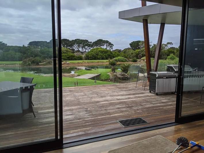 Holiday home for 12 people, with garden and balcony in Philip Island