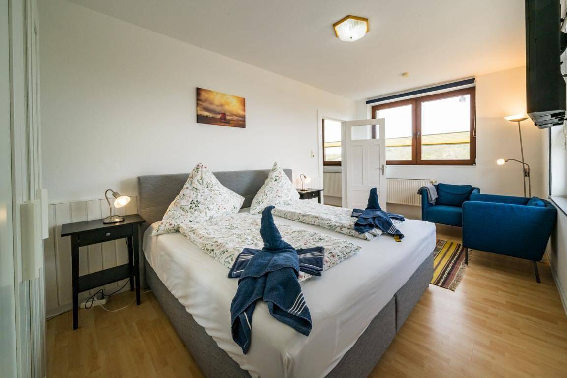 Apartamento entero, Apartamento 'Möwennest' con vistas al mar, terraza compartida y Wi-Fi in Borkum