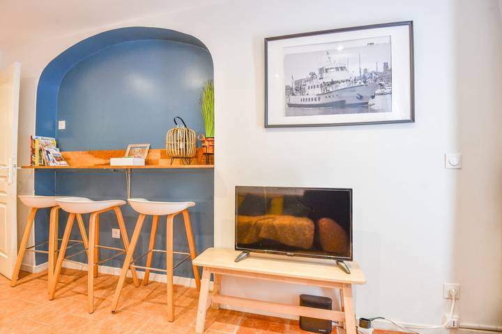 Gîte pour 2 personnes, adapté aux familles dans Le Vieux Port (Marseille) - 2