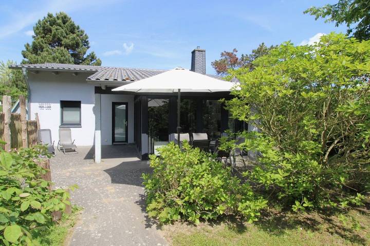 Strandhaus für 6 Personen, mit Garten in Ahrenshoop