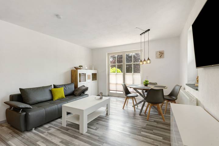 Hütte für 4 Personen, mit Balkon und Balkon/Terrasse in Schmallenberg