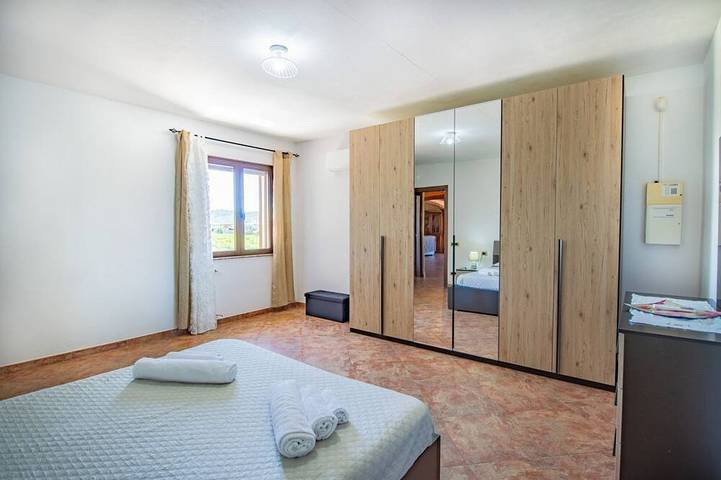 Location de vacances pour 10 personnes, avec jardin et balcon dans Cardedu - 3