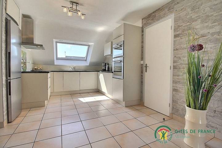 Gîte pour 6 personnes, avec terrasse et jardin dans Plage De La Falaise - 4