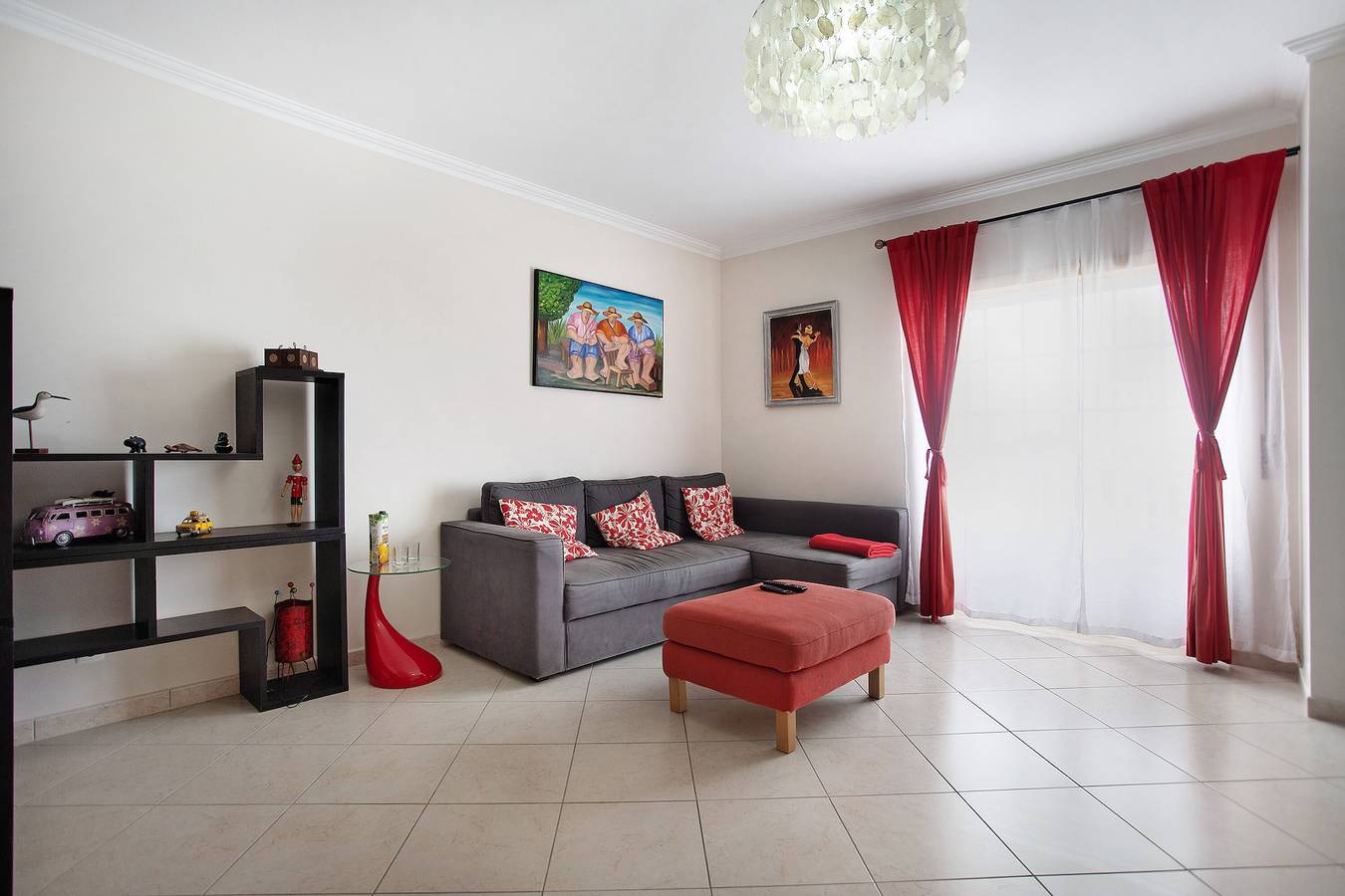 Ferienhaus 'A O - Ferrel House Casual' mit Balkon und Wlan in Ferrel, Leiria District