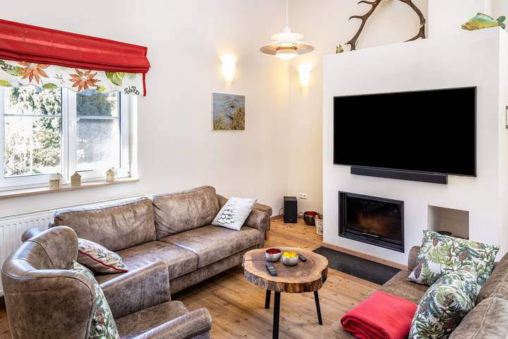 Ferienhaus für 4 Personen, mit Garten und Sauna sowie Seeblick in Fürstenberg/Havel