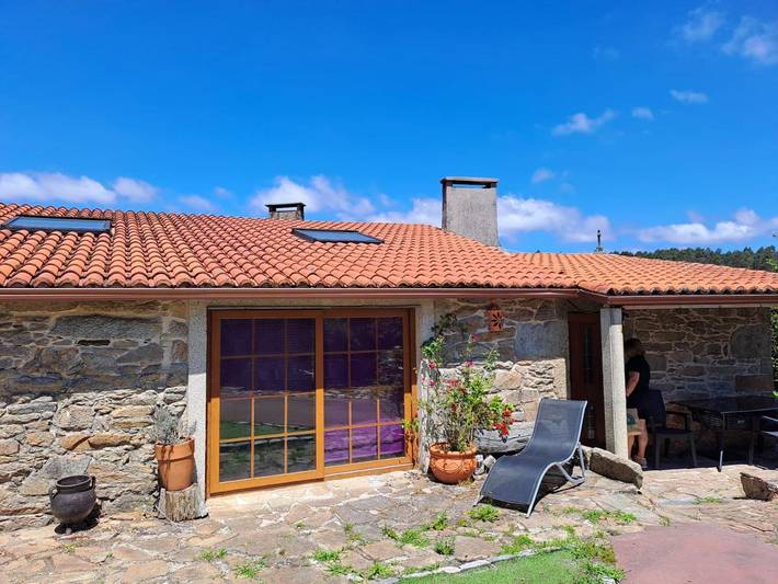 Apartamento para 2 personas, con balcón además de jardín y vistas, Familias con niños en Comarca de Noia