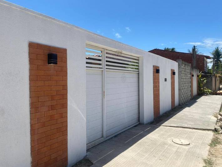 Casas e apartamentos de temporada para 10 pessoas, com jardim e piscina infantil e ainda piscina em Porto da Rua