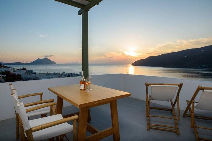 Appartement de vacances pour 2 personnes, avec Balcon et Terrasse ainsi que Piscine et Vue