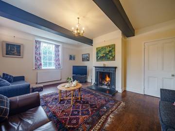 Holiday Rental for 8 People in Monmouthshire, South-Wales, Photo 2