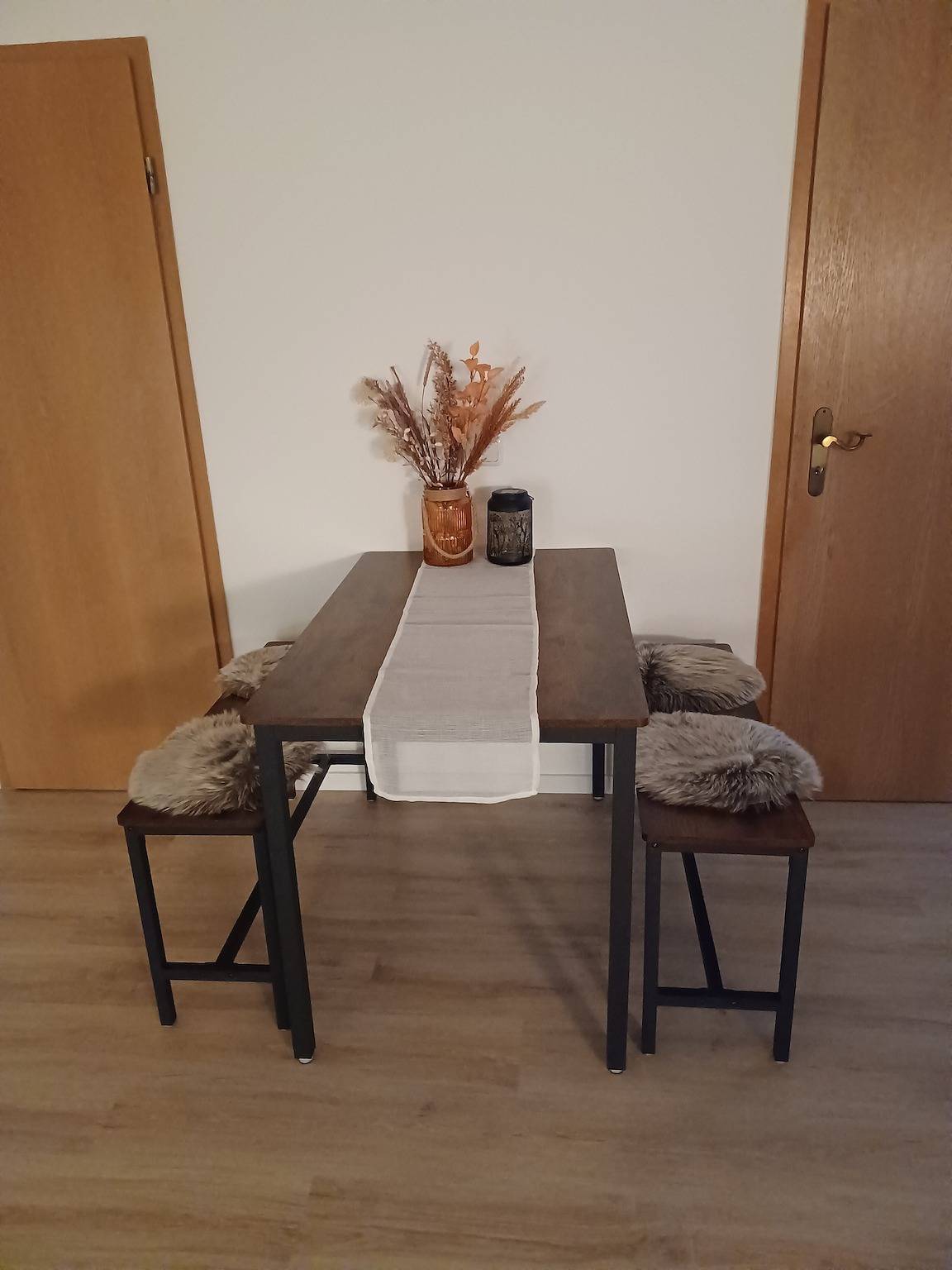 Ganzes Studio, Studio 'Kampenwand' mit Bergblick, Balkon und Wi-Fi in Bad Endorf, Chiemsee
