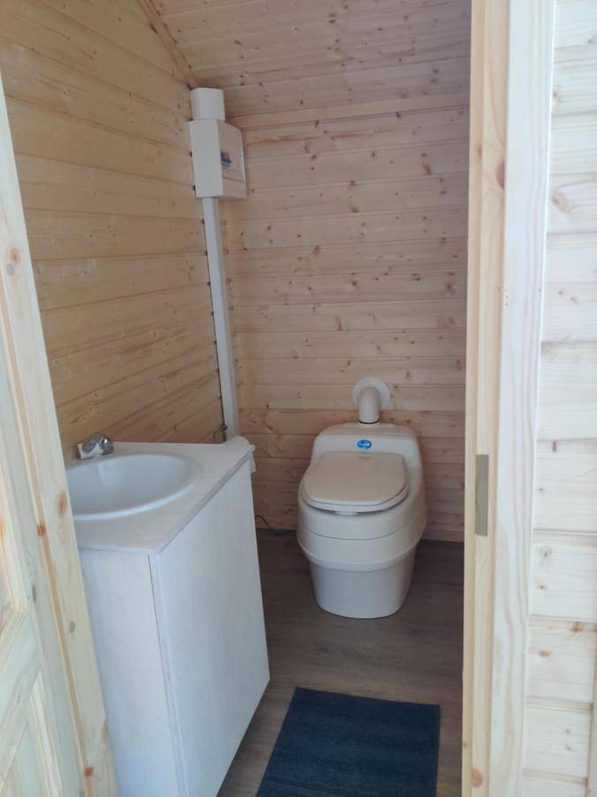 Chalet pour 2 personnes, avec jardin ainsi que vue et sauna, animaux acceptés en Finlande - 3