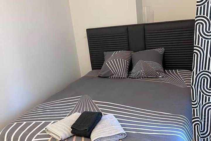 Ganze Wohnung, Apartment F2 downtown in Nogent-le-Rotrou, Nogent-le-Rotrou und Umgebung