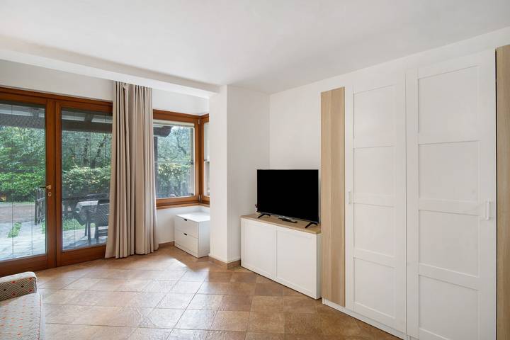 Hel lägenhet, Chalet Salvia Apartment with Mountain View, Shared Seasonal Pool and Wi-Fi in Garlenda, Riviera di Ponente