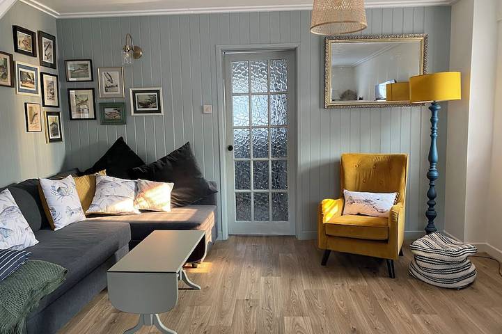 Beach house for 6 people, with terrace and garden in Devon