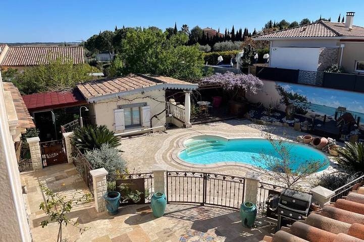 Location de vacances pour 10 personnes, animaux acceptés à Puimisson