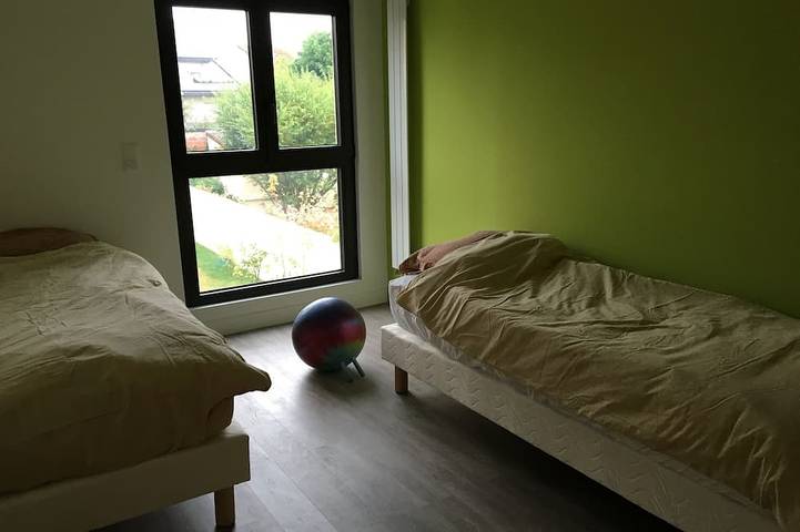 Ferienhaus für 6 Personen, mit Terrasse und Pool sowie Garten in Versailles - 3