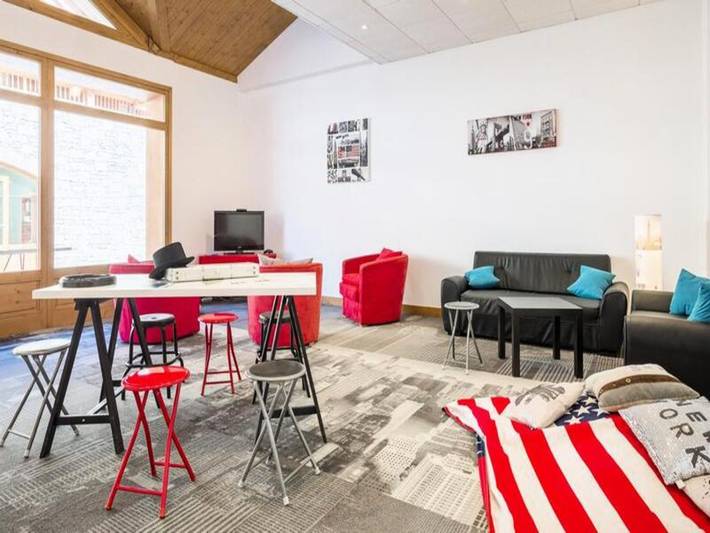 Location de vacances pour 10 personnes, avec piscine et sauna, animaux acceptés à Sainte-Foy-Tarentaise