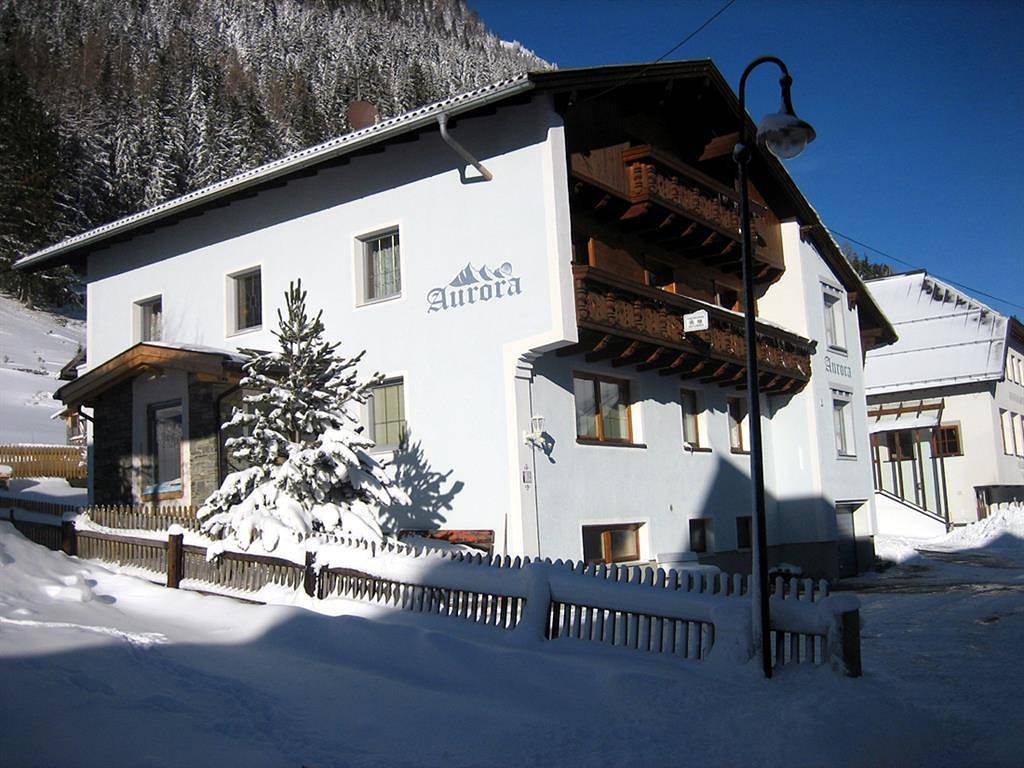 Ganze Ferienwohnung, Komfortwohnung "Bergli" (Preis f.angegebene Pers.) in Mathon, Verwall