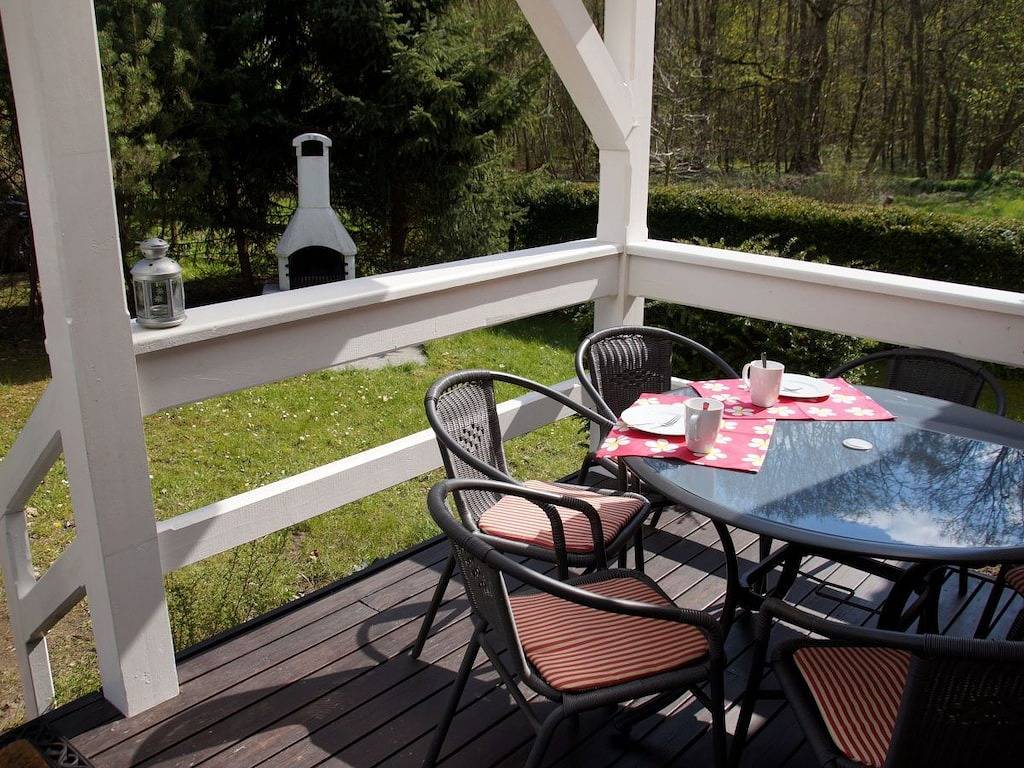 Ferienhaus in Warin mit Schwimmbecken in Warin, Nordwestmecklenburg (Wismar und Umgebung)