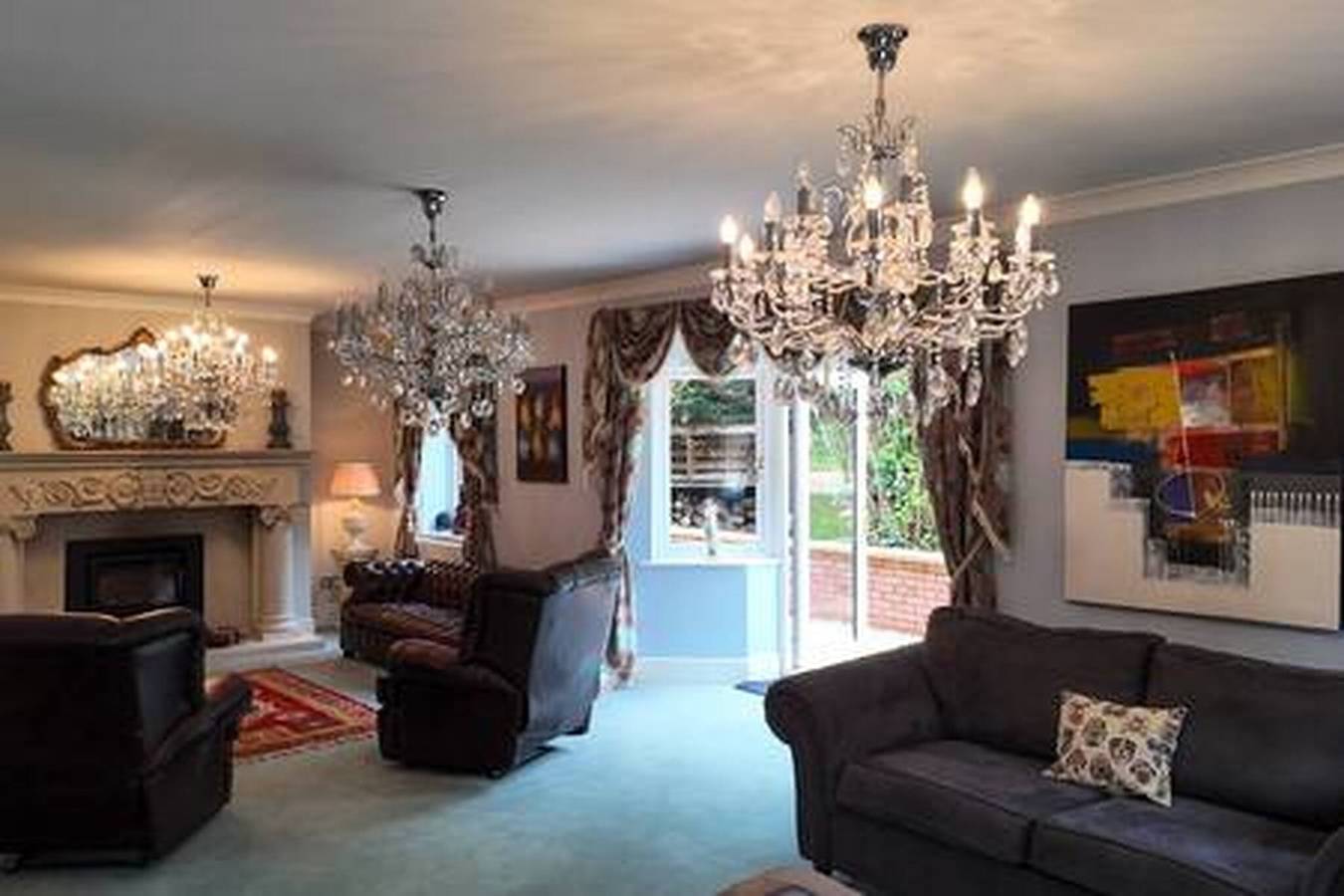 Stratford 4 Br Family Mansion with Pool, Gym & Bbq in Beaudesert, Warwickshire