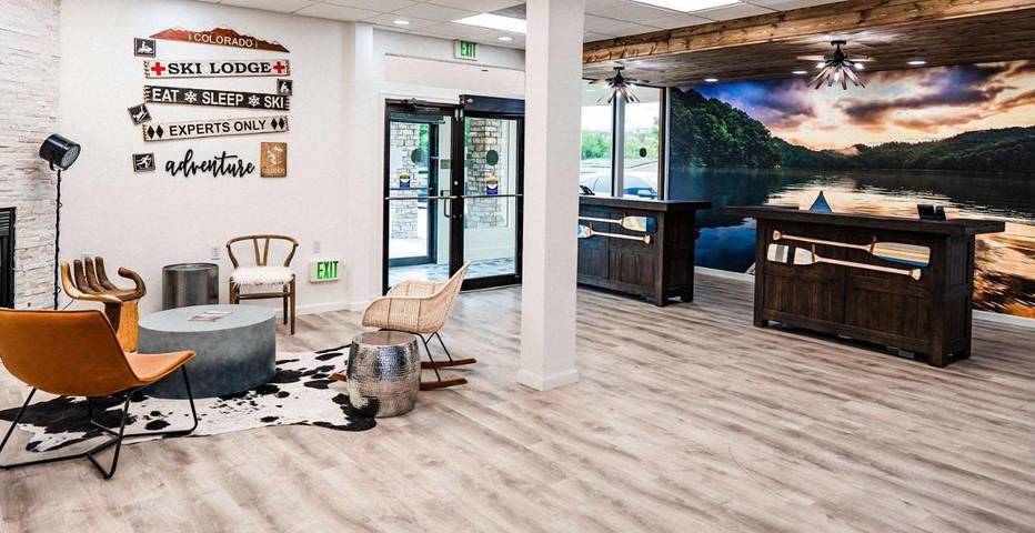 Hotel para 4 personas, con terraza y jacuzzi además de sauna y piscina - 1