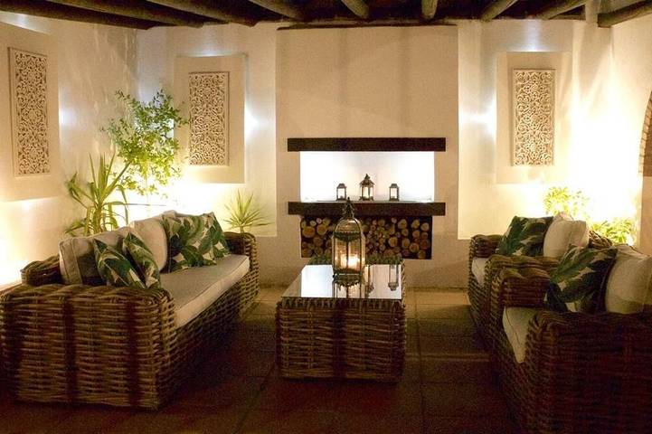 Traditionelles Bergdorfhaus, privater Pool, WiFi und weitläufige Aussicht in Fuente del Conde, Iznájar