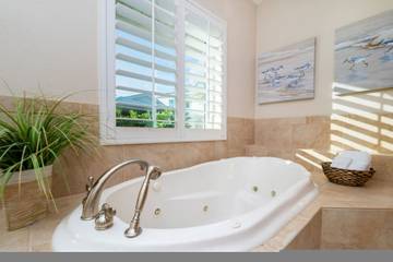 Vacation Rental for 10 Guests in Punta Gorda, Charlotte County, Picture 4