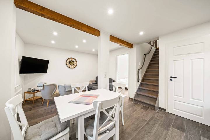 Ferienhaus für 4 Personen, mit Terrasse und Garten in Greetsiel - 3