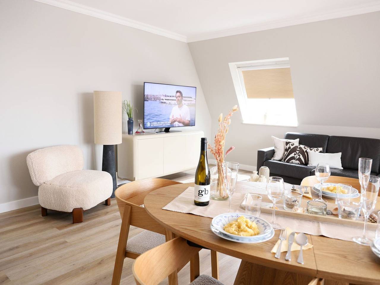 Ganze Wohnung, Modernes 3-Zi.-Penthouse in Westerland – mit 2 Balkonen & zentraler Lage in Westerland, Sylt (Gemeinde)