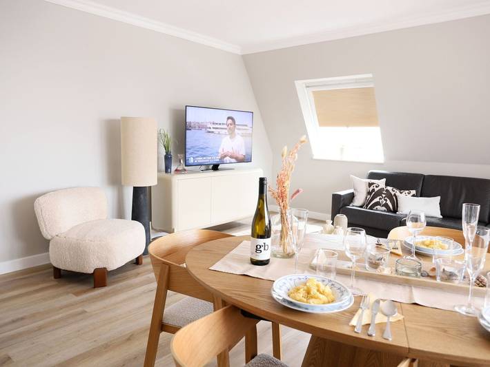 Ganze Wohnung, Modernes 3-Zi.-Penthouse in Westerland – mit 2 Balkonen & zentraler Lage in Westerland, Sylt (Gemeinde)