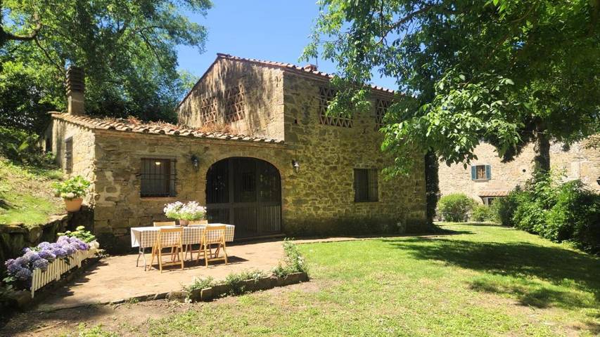 Ferienhaus für 5 Personen, mit Terrasse und Garten sowie Ausblick