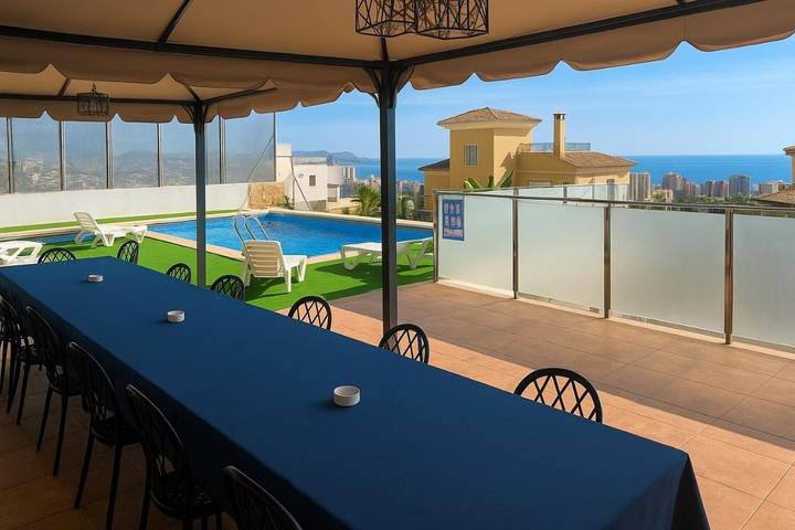 Casa rural para 16 personas, con jardín y vistas al lago además de piscina y vistas en Finestrat - 4