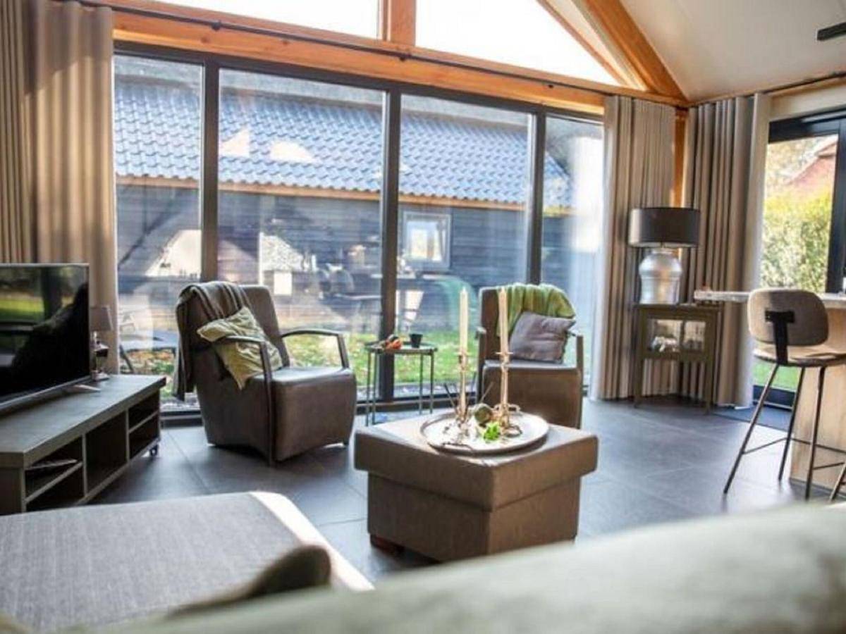 Tranquil Holiday Home in Alphen Chaam with Stables in Alphen, Nordbrabant