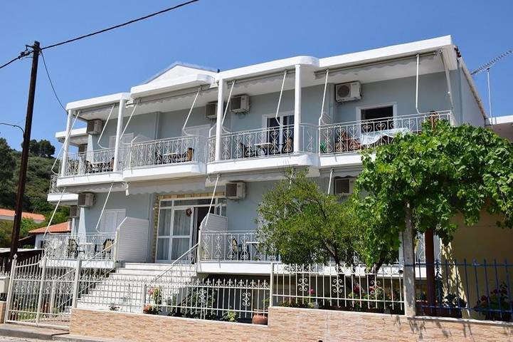 Appart’hôtel pour 2 personnes, avec terrasse et vue