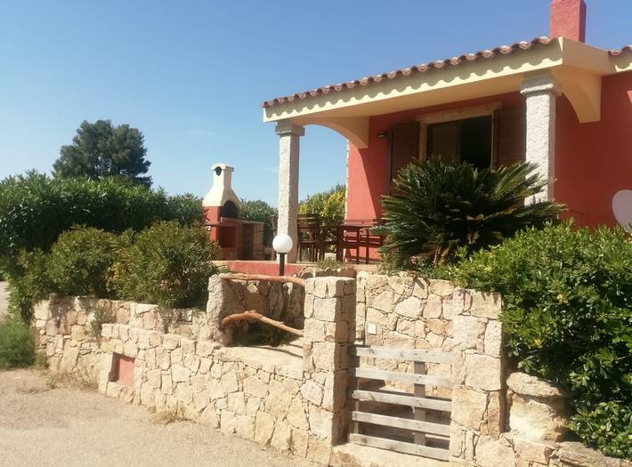Casa Vacanze 'Appartamento Baia 12' con Giardino Privato, Wi-Fi e Aria Condizionata in Aglientu, Gallura