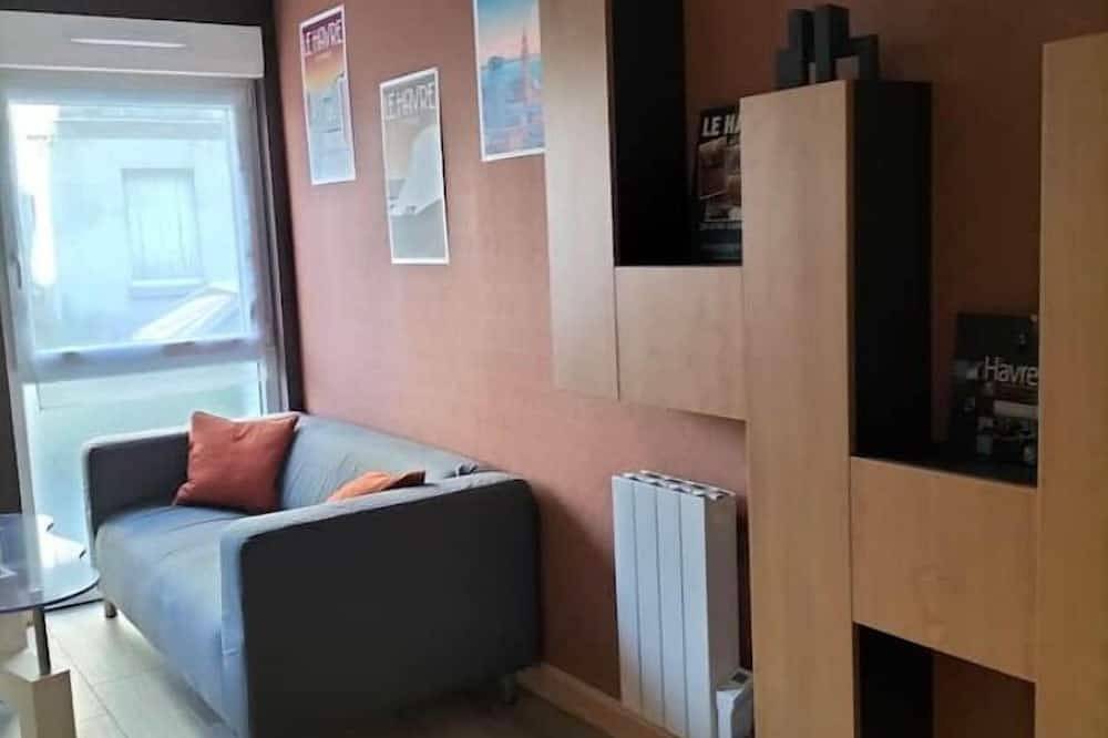 Entire apartment, \"p'tit Rousseau\" 10min : Gare à Pied/plage en Tram in Le Havre, Le Havre region