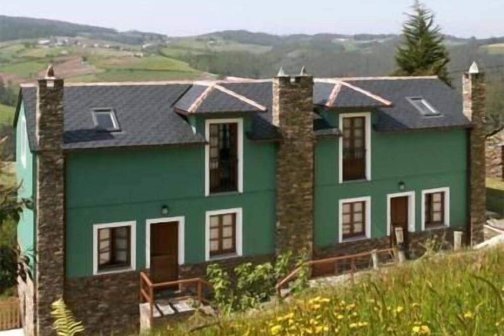 Apartamentos Castrovaselle para 5 personas in Tapia de Casariego, Costa Verde