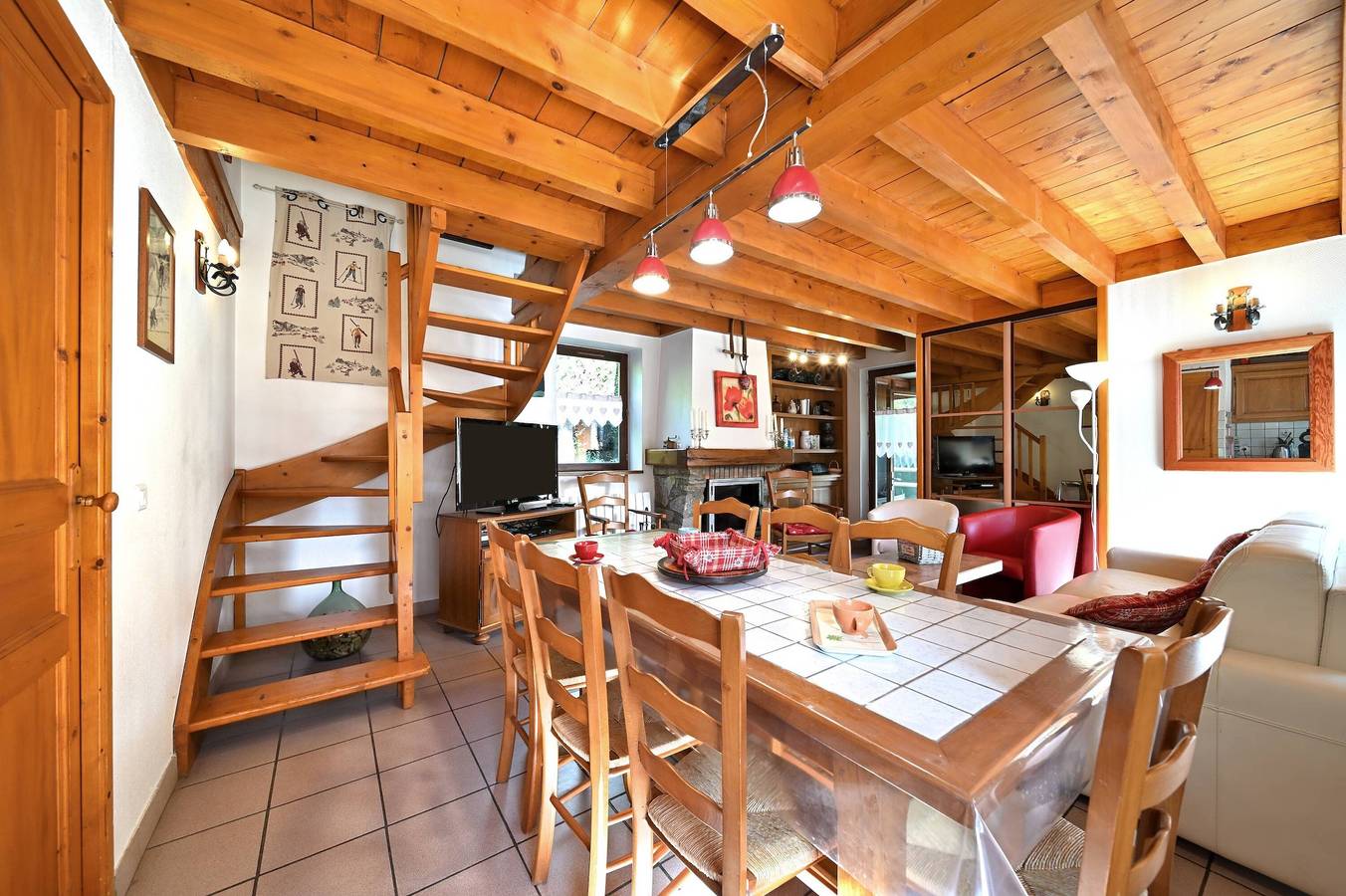 Ferienhaus 'Bergerie Route De Piau Engaly' mit Bergblick, privater Terrasse und eigenem Garten in Aragnouet, Nationalpark Pyrenäen