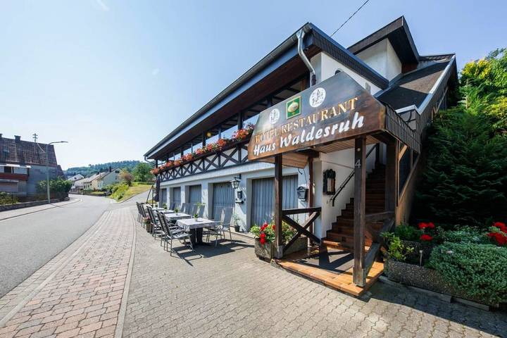 Hôtel pour 3 personnes, avec sauna ainsi que vue et jardin dans Altschlossfelsen